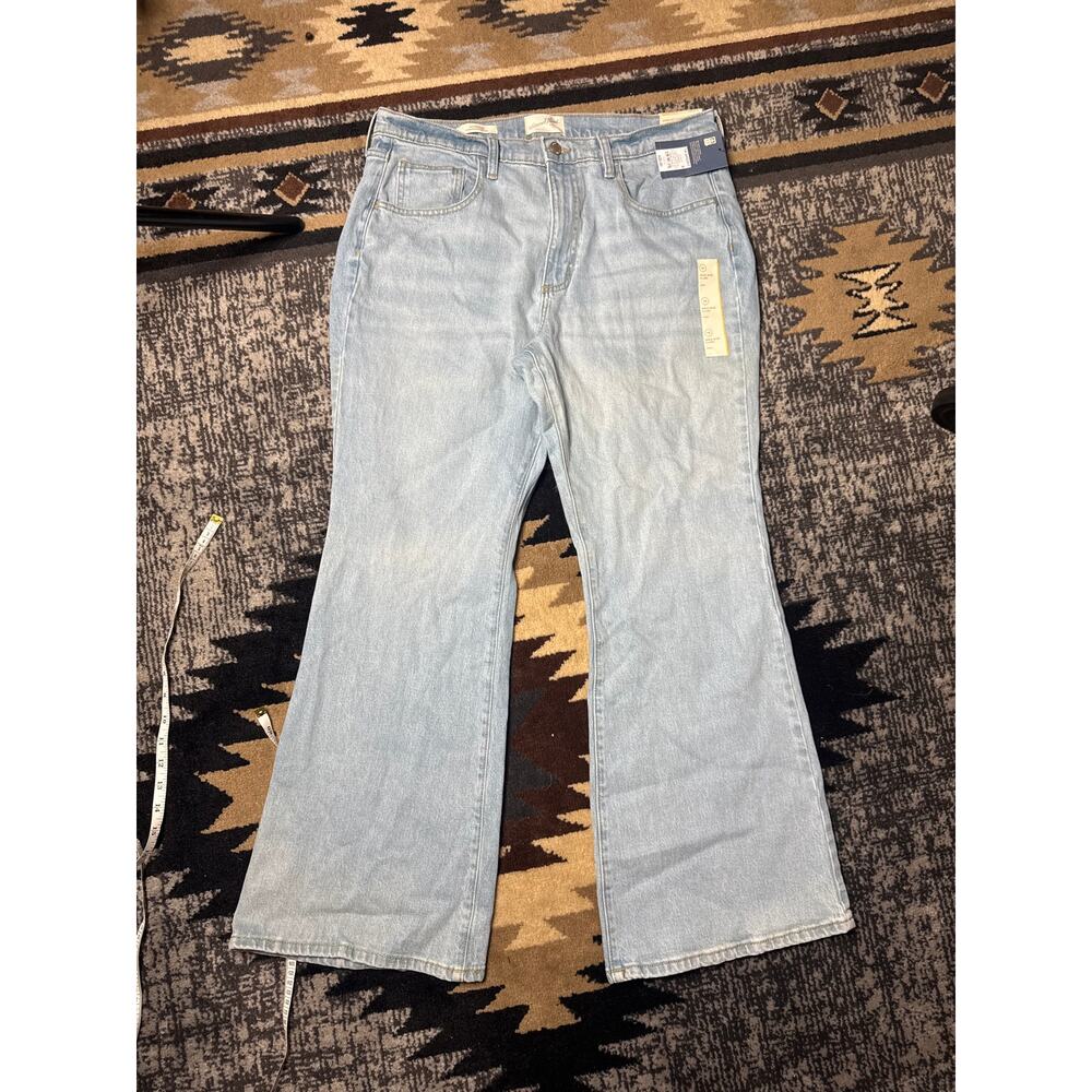 Universal Threads Women’s High Rise Flare Light Blue Jeans SZ 14 SHORT - Picture 5 of 5